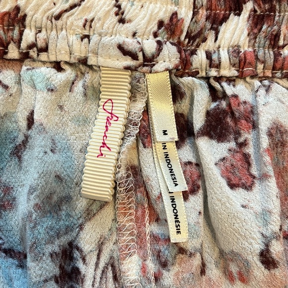 Floral print flowy shorts - Picture 3 of 3